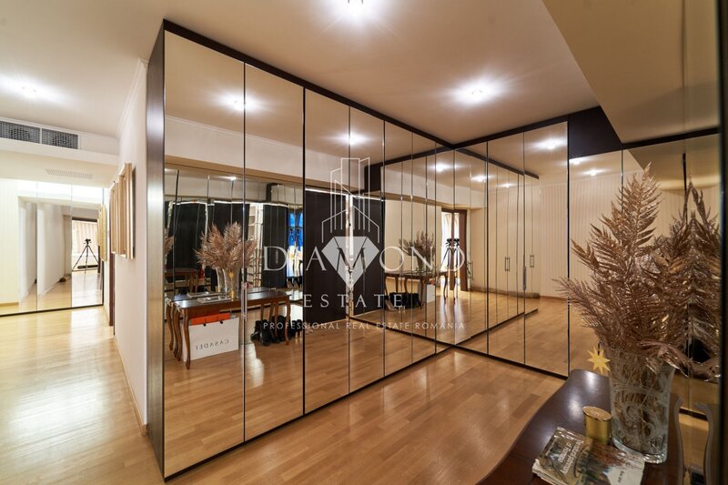 Penthouse exclusivist, cinema, jacuzzi, terase, Upground.