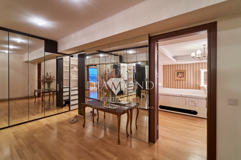 Penthouse exclusivist, cinema, jacuzzi, terase, Upground.